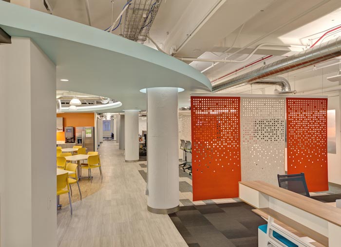 金山辦公室裝修服飾總部設(shè)計案例-第3張圖片-上海古都建筑設(shè)計集團(tuán) 金山辦公室裝修服飾總部設(shè)計案例-第3張圖片-上海古都建筑設(shè)計集團(tuán)