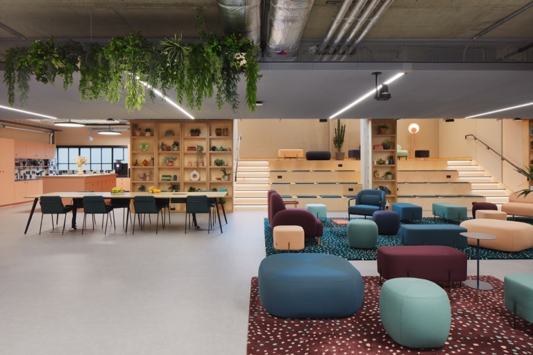 寶山180平營銷辦公室裝修設(shè)計(jì)案例【3800平方】-第3張圖片-上海古都建筑設(shè)計(jì)集團(tuán) 寶山180平營銷辦公室裝修設(shè)計(jì)案例【3800平方】-第3張圖片-上海古都建筑設(shè)計(jì)集團(tuán)