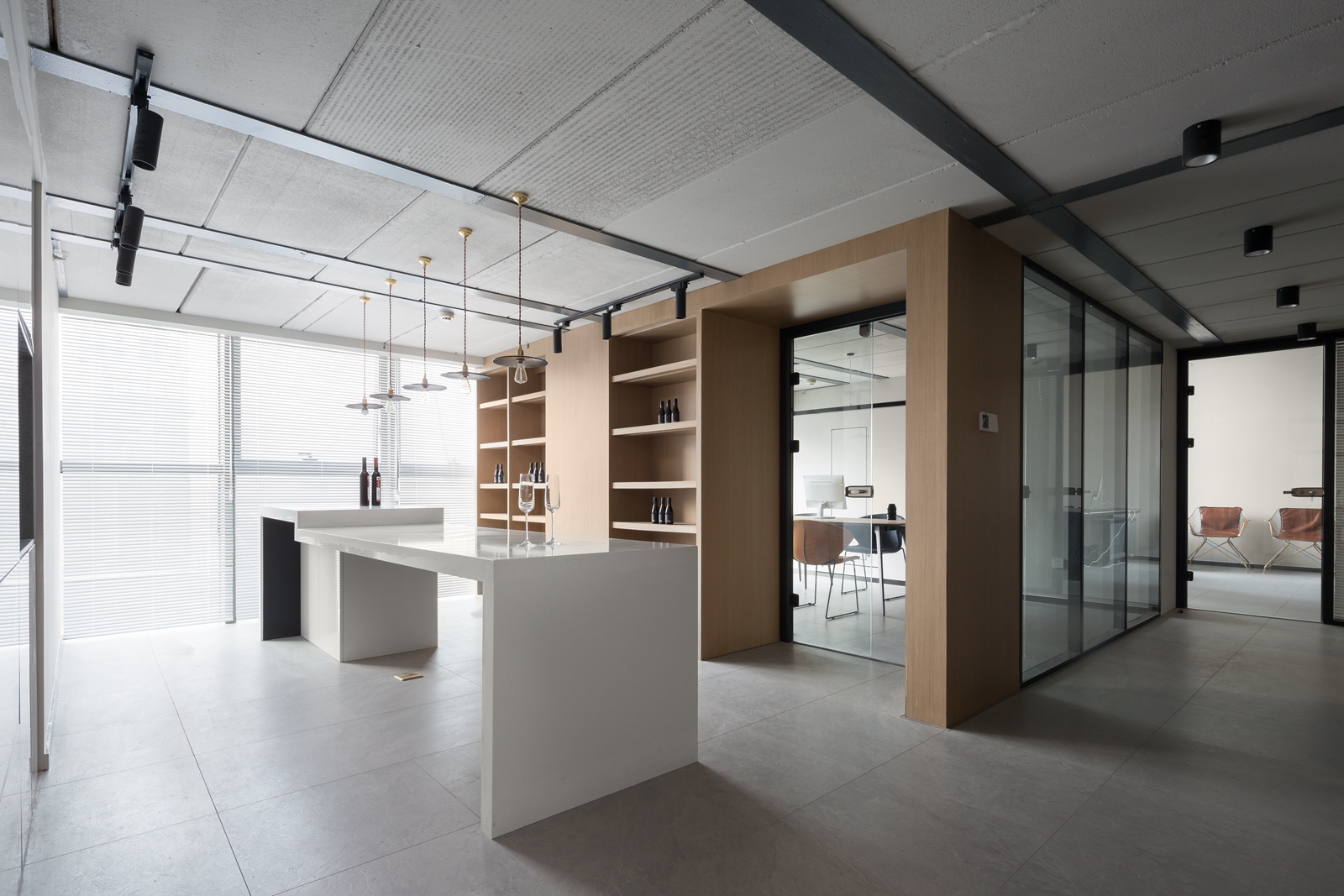 徐匯區(qū)辦公室裝修高挑復式設(shè)計-第3張圖片-上海古都建筑設(shè)計集團