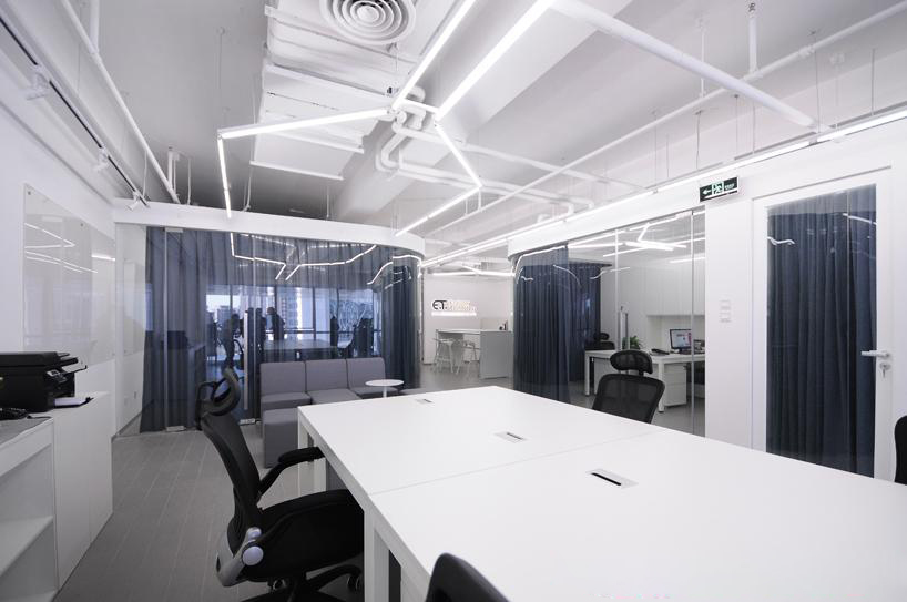 DB北京·E.T.辦公室裝修設(shè)計案例-第3張圖片-上海古都建筑設(shè)計集團(tuán) DB北京·E.T.辦公室裝修設(shè)計案例-第3張圖片-上海古都建筑設(shè)計集團(tuán)