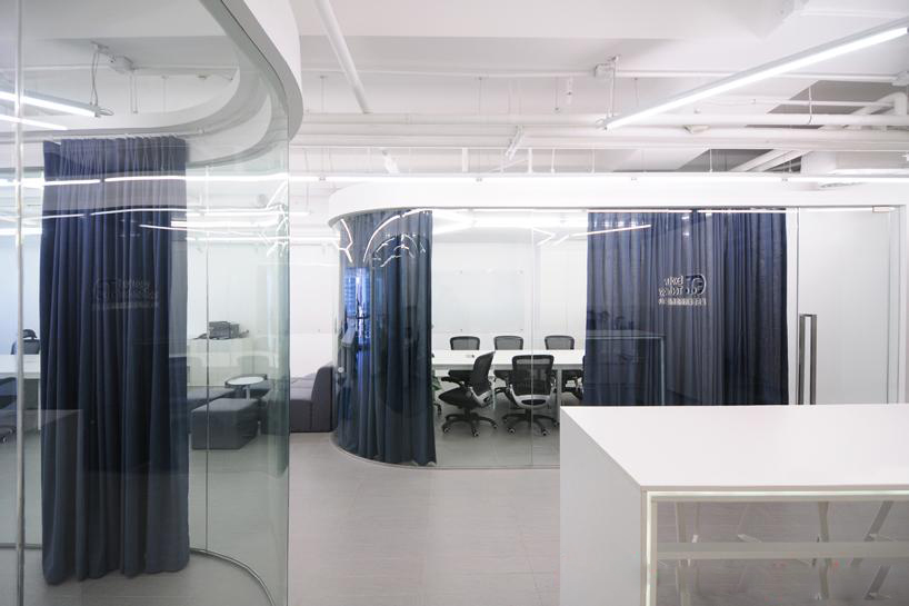 DB北京·E.T.辦公室裝修設(shè)計案例-第5張圖片-上海古都建筑設(shè)計集團(tuán) DB北京·E.T.辦公室裝修設(shè)計案例-第5張圖片-上海古都建筑設(shè)計集團(tuán)