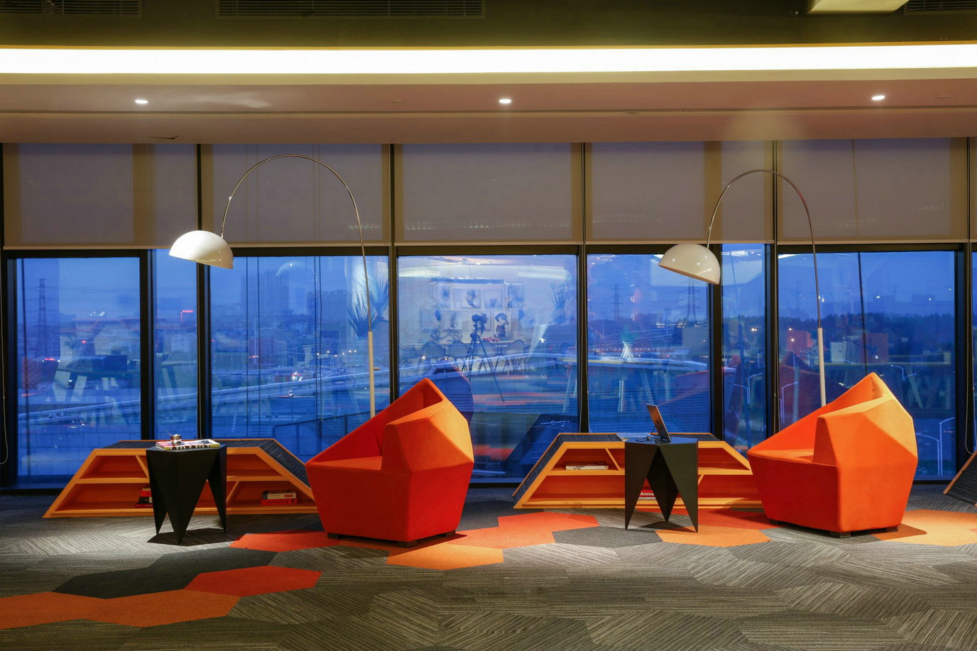 普陀區(qū)120平廣告公司辦公室裝修設(shè)計(jì)-第6張圖片-上海古都建筑設(shè)計(jì)集團(tuán) 普陀區(qū)120平廣告公司辦公室裝修設(shè)計(jì)-第6張圖片-上海古都建筑設(shè)計(jì)集團(tuán)