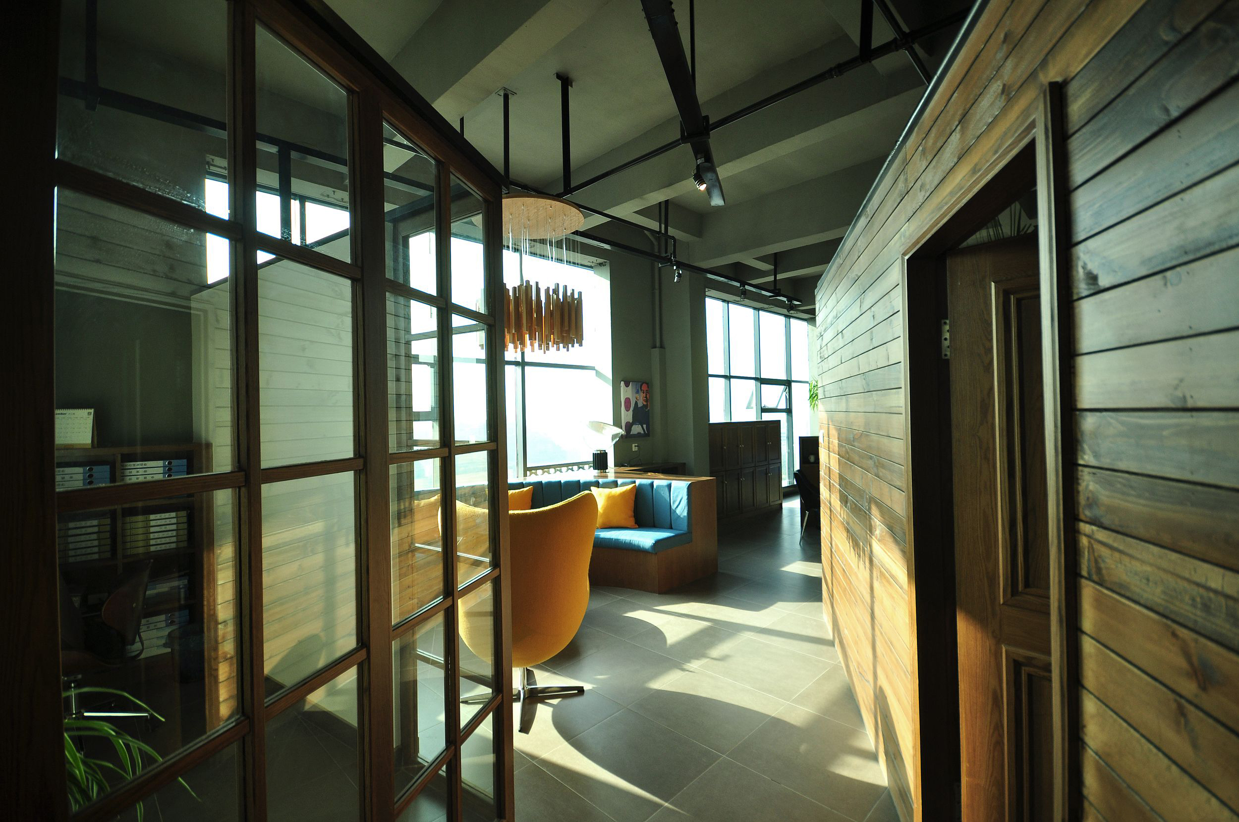 黃昏下簡約風(fēng)格辦公室裝修設(shè)計效果圖-第3張圖片-上海古都建筑設(shè)計集團 黃昏下簡約風(fēng)格辦公室裝修設(shè)計效果圖-第3張圖片-上海古都建筑設(shè)計集團