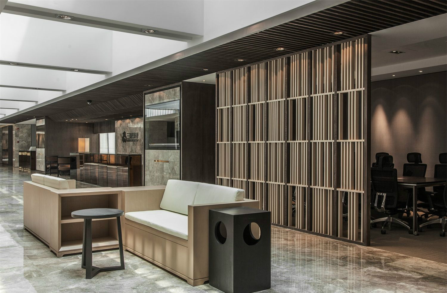 三贏集團上海辦公室裝修設(shè)計-第13張圖片-上海古都建筑設(shè)計集團 三贏集團上海辦公室裝修設(shè)計-第13張圖片-上海古都建筑設(shè)計集團