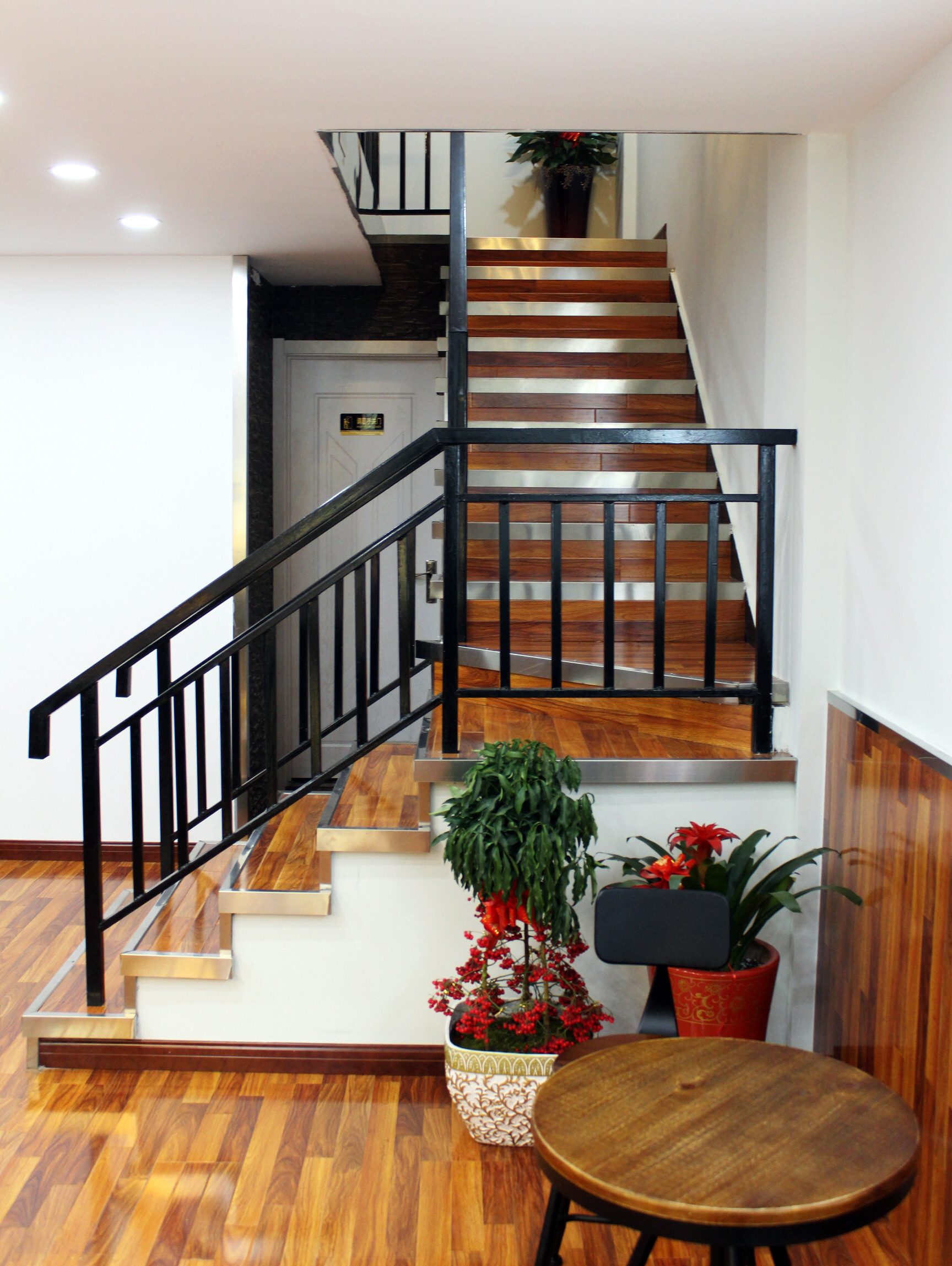 浦東新區(qū)loft工業(yè)風(fēng)奶茶店裝修設(shè)計-第4張圖片-上海古都建筑設(shè)計集團(tuán) 浦東新區(qū)loft工業(yè)風(fēng)奶茶店裝修設(shè)計-第4張圖片-上海古都建筑設(shè)計集團(tuán)