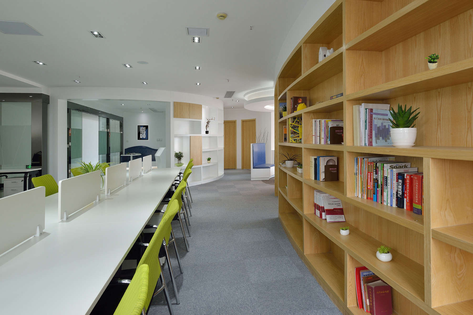 青浦區(qū)辦公室裝修簡約風設(shè)計-第3張圖片-上海古都建筑設(shè)計集團 青浦區(qū)辦公室裝修簡約風設(shè)計-第3張圖片-上海古都建筑設(shè)計集團