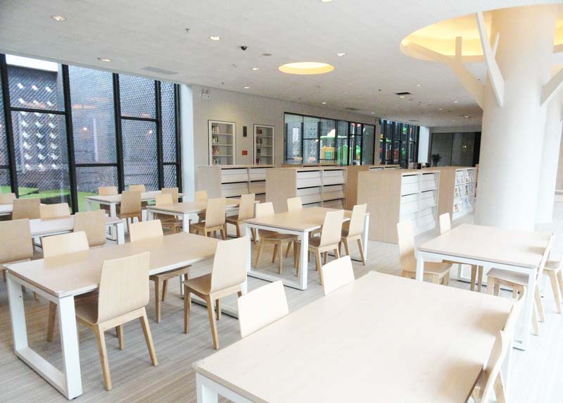 空曠工業(yè)風(fēng)圖書館裝修設(shè)計(jì)-第3張圖片-上海古都建筑設(shè)計(jì)集團(tuán) 空曠工業(yè)風(fēng)圖書館裝修設(shè)計(jì)-第3張圖片-上海古都建筑設(shè)計(jì)集團(tuán)