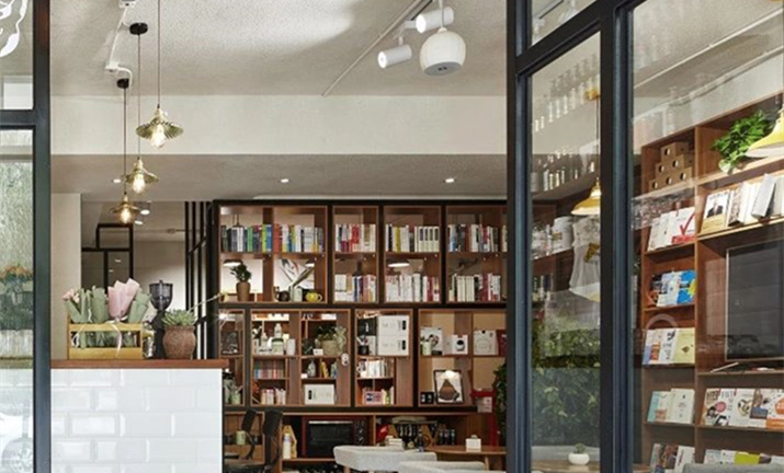 日式清新書(shū)店裝修設(shè)計(jì)效果圖-第4張圖片-上海古都建筑設(shè)計(jì)集團(tuán) 日式清新書(shū)店裝修設(shè)計(jì)效果圖-第4張圖片-上海古都建筑設(shè)計(jì)集團(tuán)