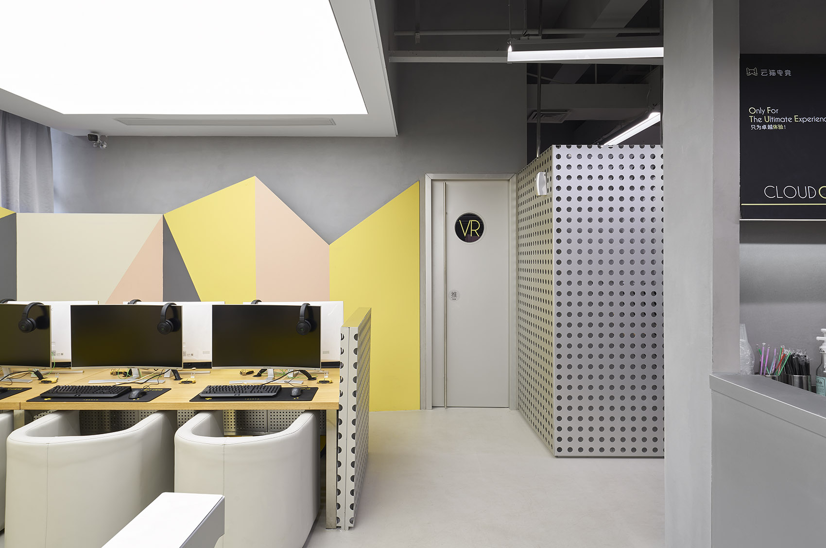 簡約時尚風格網吧裝修設計-第3張圖片-上海古都建筑設計集團 簡約時尚風格網吧裝修設計-第3張圖片-上海古都建筑設計集團