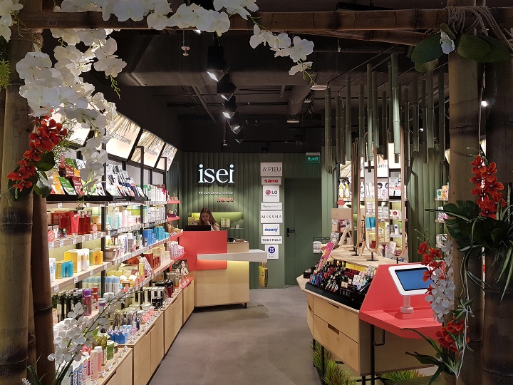 清新簡約風(fēng)格化妝品店裝修設(shè)計(jì)-第2張圖片-上海古都建筑設(shè)計(jì)集團(tuán) 清新簡約風(fēng)格化妝品店裝修設(shè)計(jì)-第2張圖片-上海古都建筑設(shè)計(jì)集團(tuán)