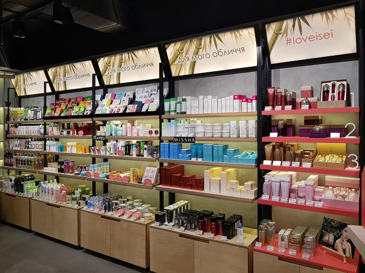 清新簡約風(fēng)格化妝品店裝修設(shè)計(jì)-第4張圖片-上海古都建筑設(shè)計(jì)集團(tuán) 清新簡約風(fēng)格化妝品店裝修設(shè)計(jì)-第4張圖片-上海古都建筑設(shè)計(jì)集團(tuán)