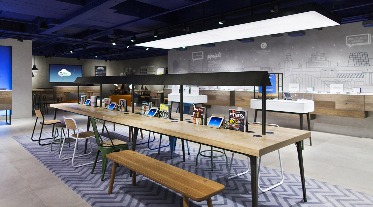 工業(yè)風(fēng)格手機(jī)店裝修設(shè)計(jì)-第4張圖片-上海古都建筑設(shè)計(jì)集團(tuán) 工業(yè)風(fēng)格手機(jī)店裝修設(shè)計(jì)-第4張圖片-上海古都建筑設(shè)計(jì)集團(tuán)