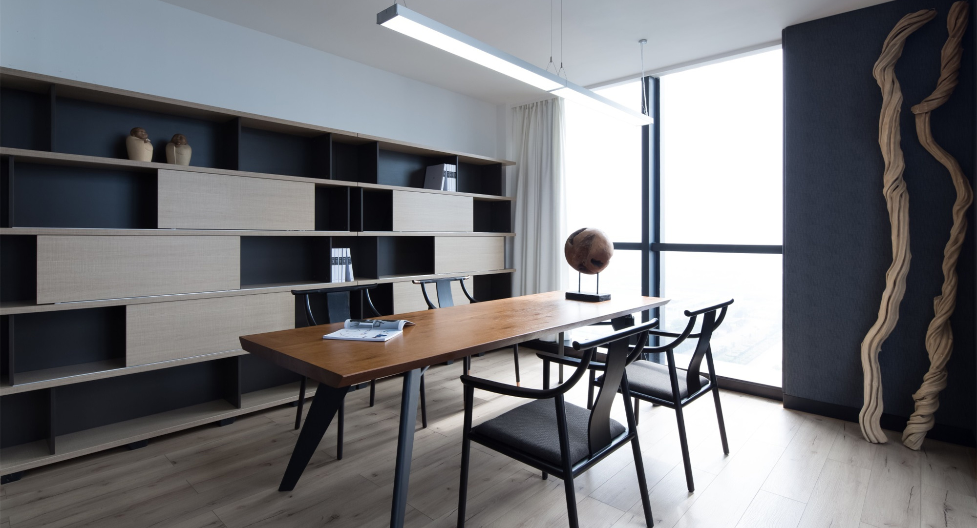 商務(wù)穩(wěn)重風(fēng)格辦公室裝修設(shè)計-第3張圖片-上海古都建筑設(shè)計集團(tuán)