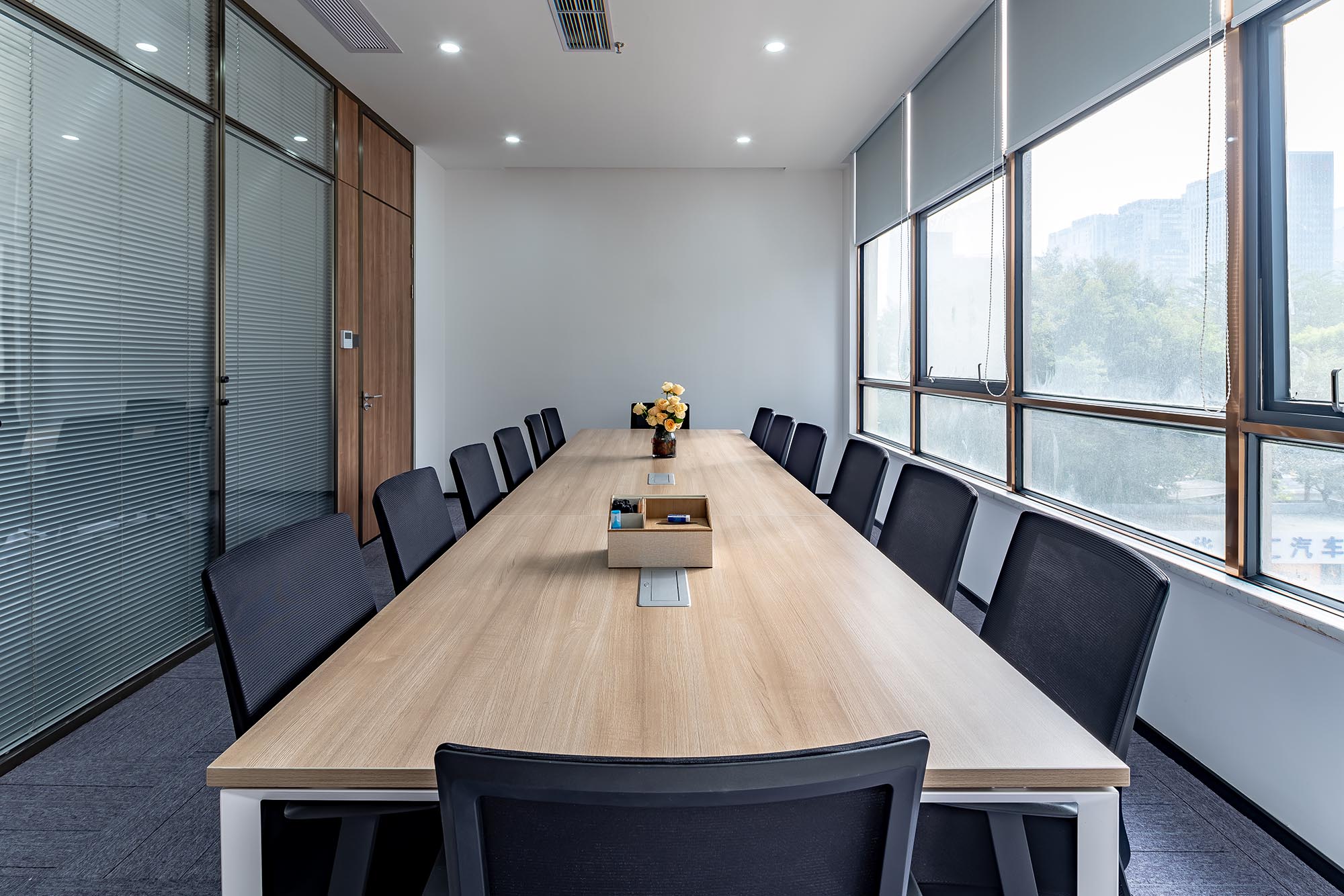 浦東5200平律師事務(wù)所辦公裝潢設(shè)計-第5張圖片-上海古都建筑設(shè)計集團(tuán) 浦東5200平律師事務(wù)所辦公裝潢設(shè)計-第5張圖片-上海古都建筑設(shè)計集團(tuán)